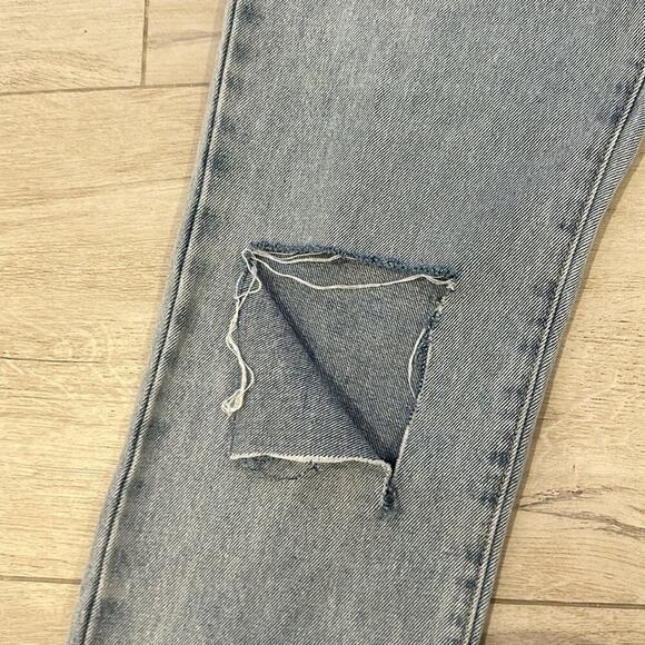 Superdown Dylan Distressed Light Blue Denim Jeans - Trendy & Chic! - Picture 9 of 12